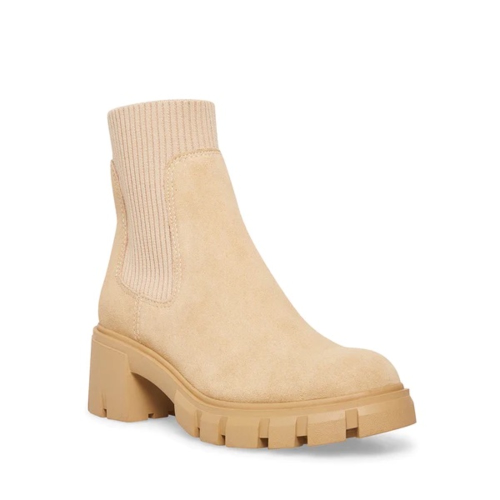 Steve Madden Hutch Sand Suede Boots Size: 8
